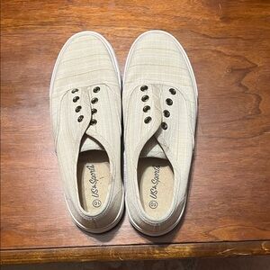 Women's Tan Sneakers